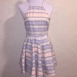 Chelsea & Violet Beautiful Halter Dress Sz XS A-3